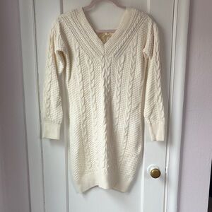 Abercrombie & Fitch Cream V-Neck Cable Knit Sweater / Dress